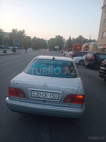 Mercedes E 230 1996, 392,000 km - 2.3 l - Mingəçevir