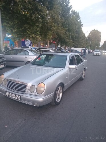 Mercedes E 230 1996, 392,000 km - 2.3 l - Mingəçevir