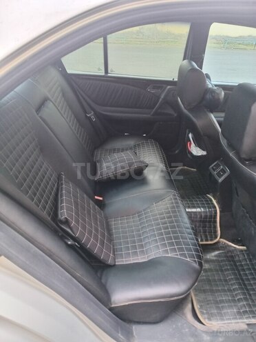 Mercedes E 230 1996, 392,000 km - 2.3 l - Mingəçevir