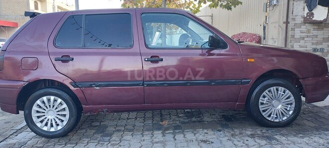 Volkswagen Golf 1992, 173,674 km - 1.8 l - Gəncə