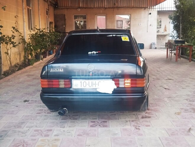 Mercedes 190 1992, 190,000 km - 2.3 л - Tovuz