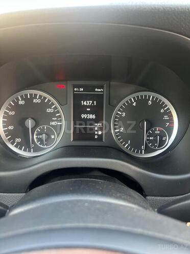 Mercedes  2017, 99,000 km - 2.0 l - Bakı
