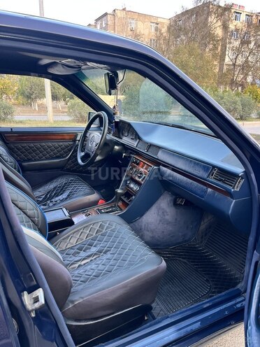 Mercedes E 200 1995, 357,000 km - 2.0 l - Sumqayıt