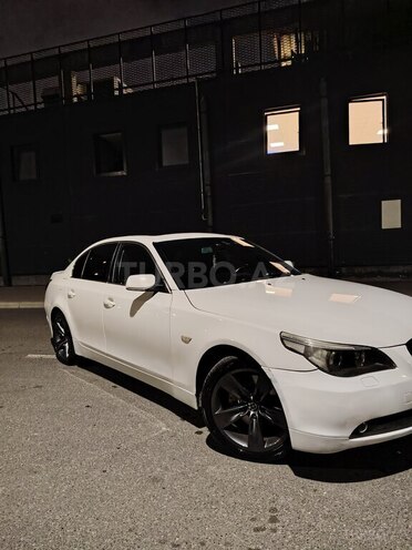 BMW 520 2005, 310,000 km - 2.2 l - Bakı
