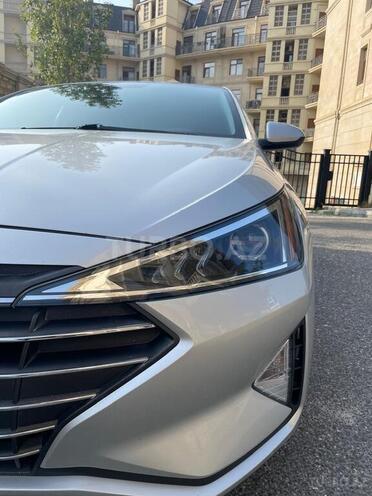 Hyundai Elantra 2018, 156,428 km - 2.0 л - Bakı