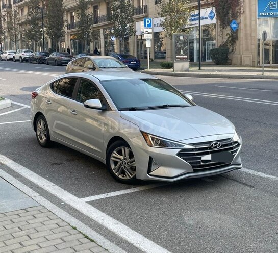 Hyundai Elantra 2018, 156,428 km - 2.0 л - Bakı