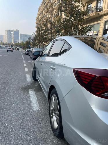 Hyundai Elantra 2018, 156,428 km - 2.0 л - Bakı