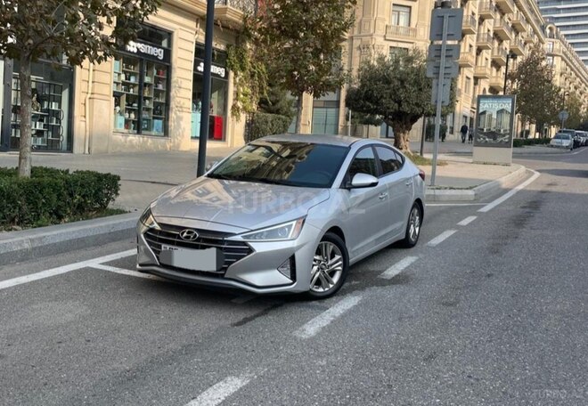 Hyundai Elantra 2018, 156,428 km - 2.0 л - Bakı