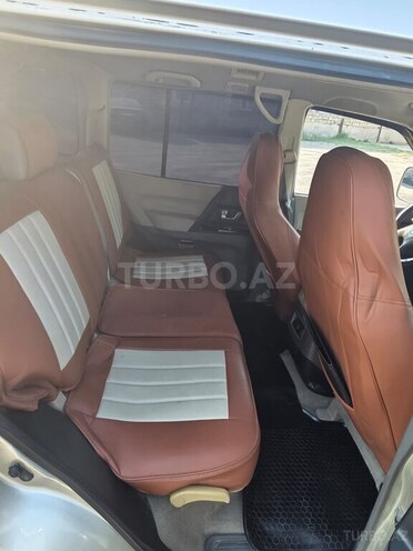 Mitsubishi Pajero 2004, 350,000 km - 2.8 л - Sumqayıt