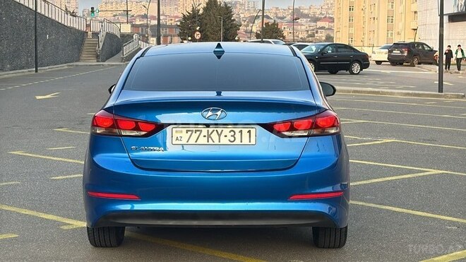Hyundai Elantra 2018, 103,000 km - 2.0 л - Bakı
