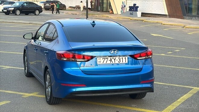 Hyundai Elantra 2018, 103,000 km - 2.0 л - Bakı