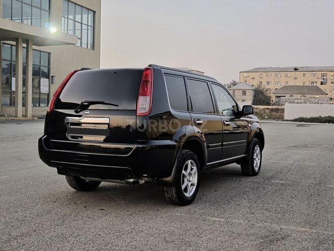 Nissan X-Trail 2004, 336,000 km - 2.0 l - Salyan