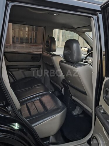 Nissan X-Trail 2004, 336,000 km - 2.0 l - Salyan