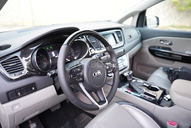Kia Carnival 2018, 135,254 km - 2.2 l - Bakı