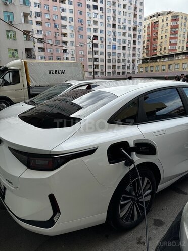 Changan Qiyuan A05 2024, 27,500 km - 1.5 l - Bakı