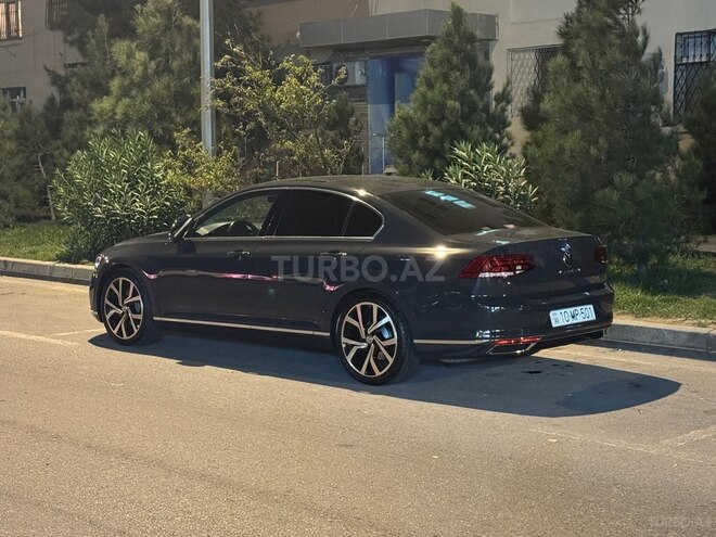 Volkswagen Passat 2021, 73,000 km - 1.4 l - Bakı