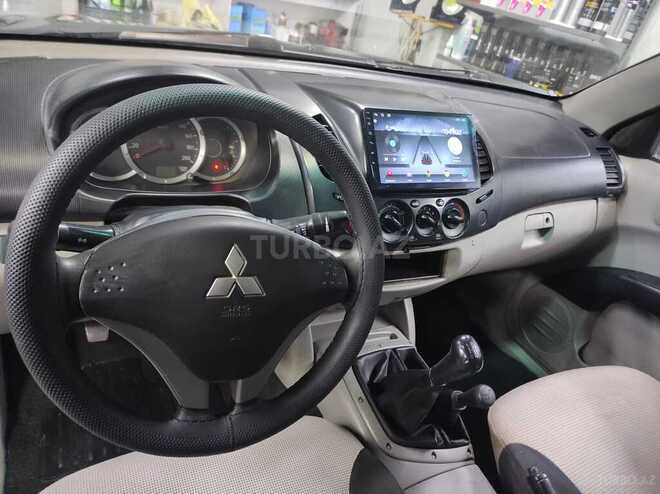 Mitsubishi L200 2012, 505,000 km - 2.5 l - Bakı