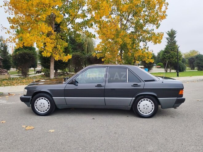 Mercedes 190 1992, 300,000 km - 2.0 l - Xaçmaz