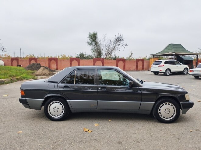 Mercedes 190 1992, 300,000 km - 2.0 l - Xaçmaz