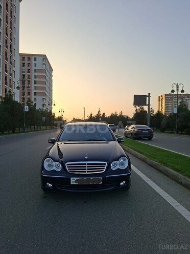Mercedes C 230 2006, 131,200 km - 2.5 l - Bakı