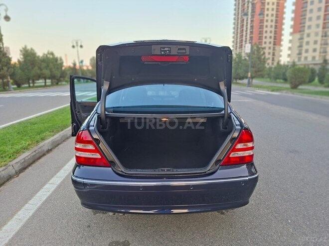 Mercedes C 230 2006, 131,200 km - 2.5 l - Bakı