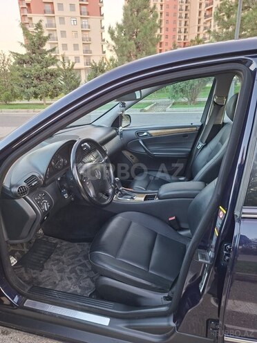 Mercedes C 230 2006, 131,200 km - 2.5 l - Bakı