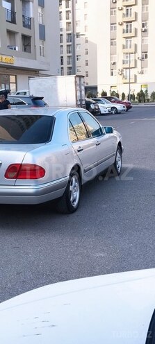 Mercedes E 230 1996, 350,000 km - 2.3 l - Bakı