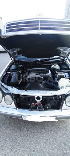 Mercedes E 230 1996, 350,000 km - 2.3 l - Bakı