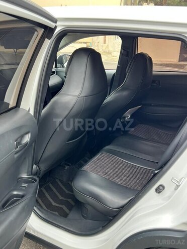 Toyota Corolla Cross 2024, 23,000 km - 2.0 л - Bakı