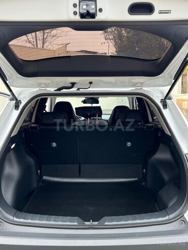 Toyota Corolla Cross 2024, 23,000 km - 2.0 л - Bakı