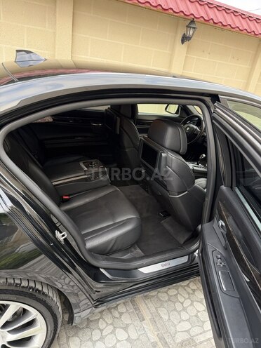 BMW 750 2011, 250,000 km - 4.4 l - Bakı
