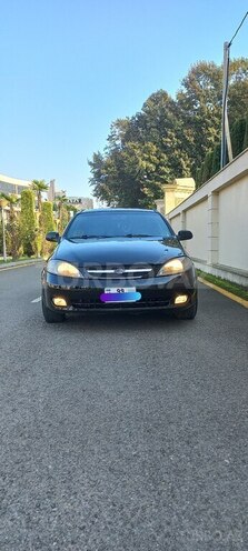 Chevrolet Lacetti-1