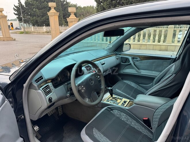 Mercedes E 270 1999, 325,846 km - 2.7 л - Bakı