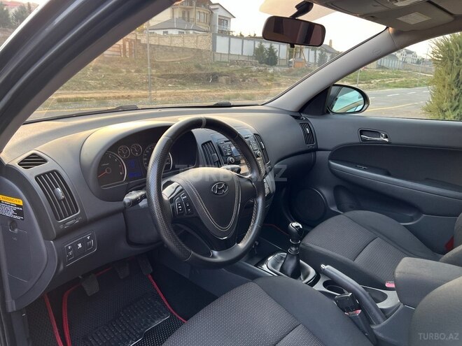Hyundai i30 2009, 271,500 km - 1.4 l - Bakı