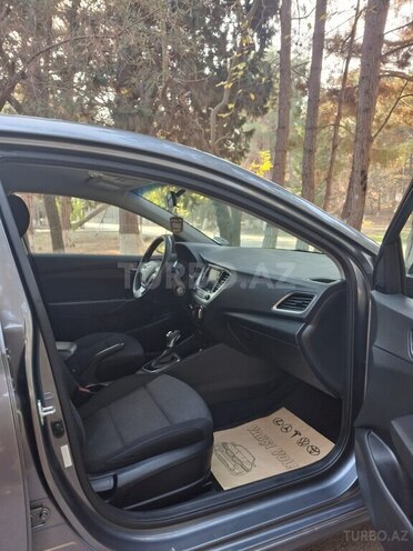Hyundai Accent 2018, 169,150 km - 1.6 l - Sumqayıt