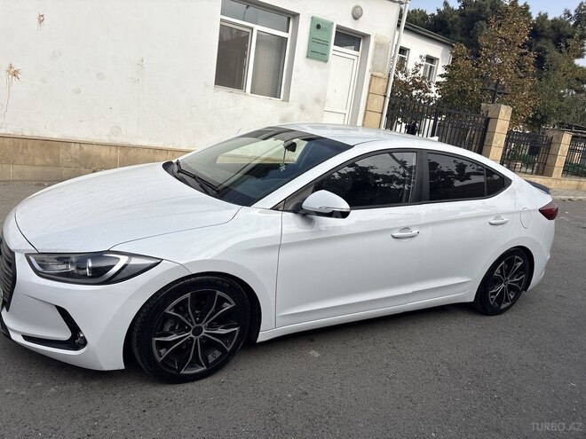 Hyundai Avante 2016, 177,000 km - 1.6 l - Bakı