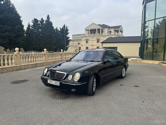 Mercedes E 320 2001, 328,456 km - 3.2 l - Bakı