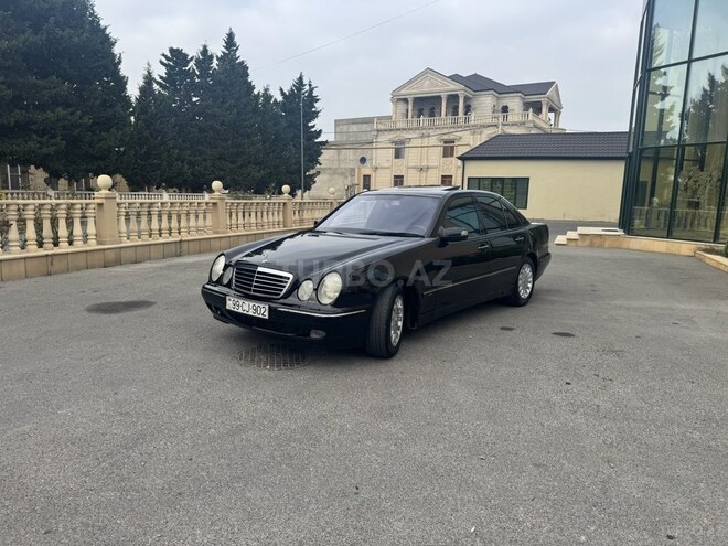 Mercedes E 320 2001, 328,456 km - 3.2 l - Bakı