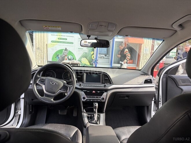 Hyundai Avante 2016, 177,000 km - 1.6 l - Bakı