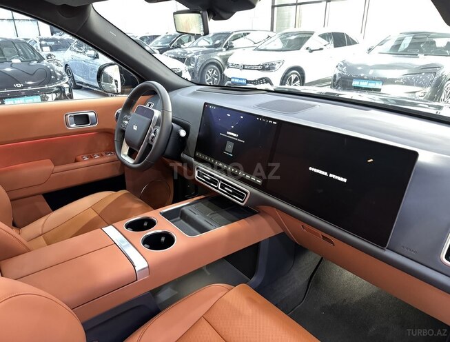 Li Auto L9 2025, 0 km - 1.5 л - Bakı