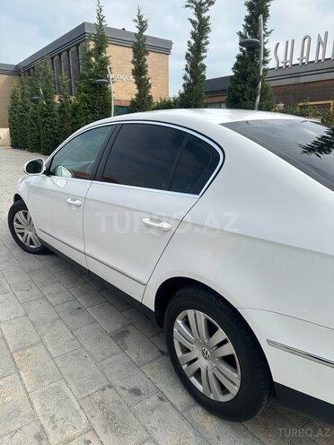 Volkswagen Passat 2009, 257,000 km - 2.0 l - Bakı