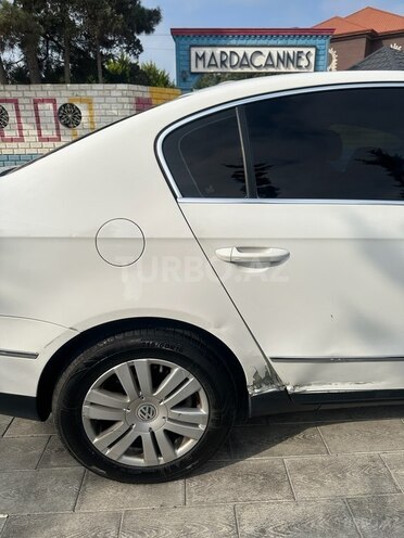 Volkswagen Passat 2009, 257,000 km - 2.0 l - Bakı
