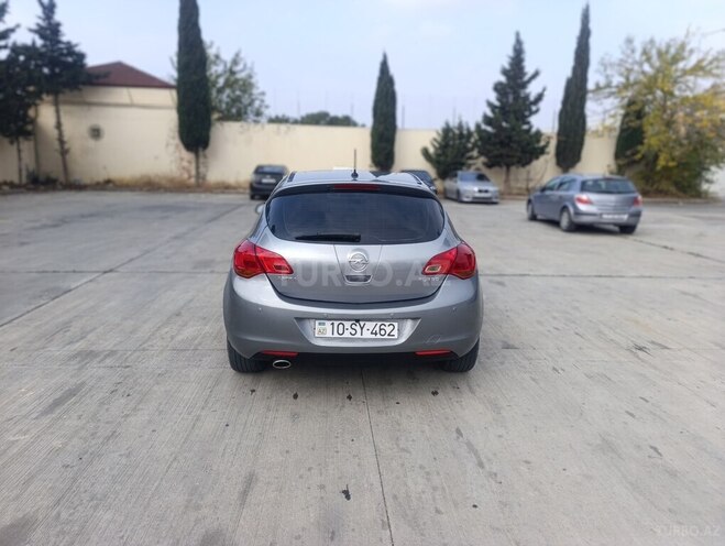 Opel Astra 2012, 183,359 km - 1.4 l - Bakı