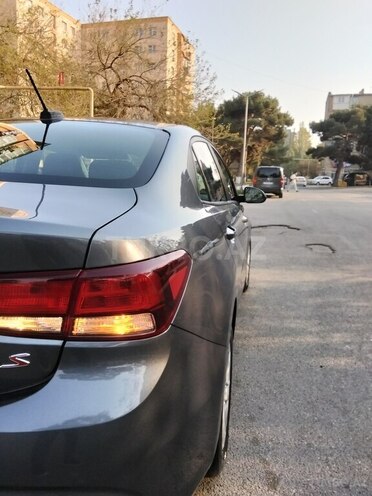 Kia Rio 2018, 221,446 km - 1.6 l - Bakı