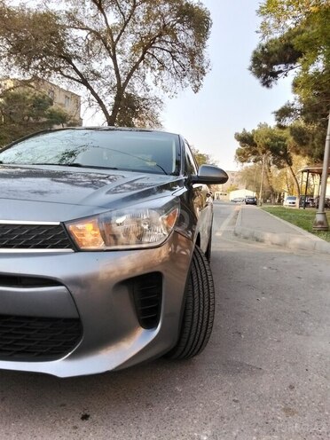 Kia Rio 2018, 221,446 km - 1.6 l - Bakı