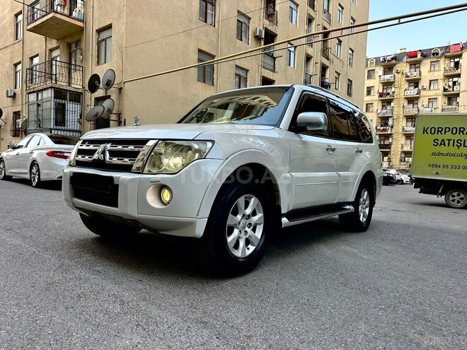 Mitsubishi Pajero 2008, 215,255 km - 3.0 l - Bakı