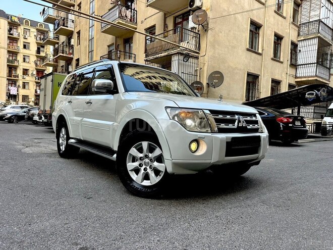 Mitsubishi Pajero 2008, 215,255 km - 3.0 l - Bakı