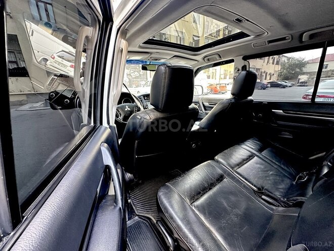 Mitsubishi Pajero 2008, 215,255 km - 3.0 l - Bakı