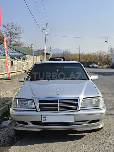 Mercedes C 200 2000, 586,000 km - 2.0 л - Qəbələ
