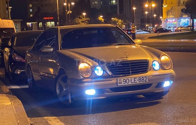 Mercedes E 320 2000, 419,958 km - 3.2 l - Bakı